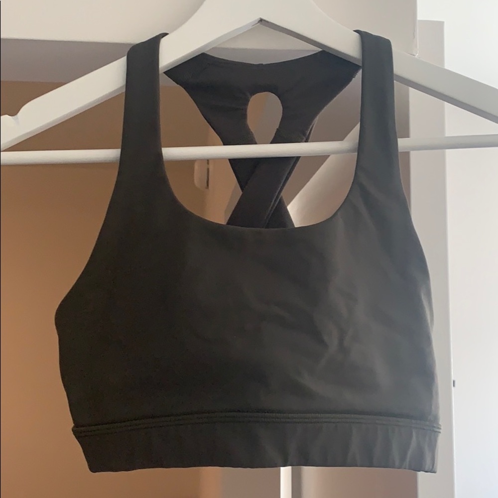 Lululemon sports bra